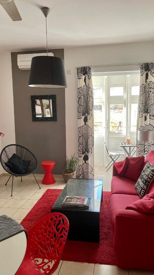 Simons Apartments Minutes Away From Balluta Bay And St Julians Sliema Bagian luar foto