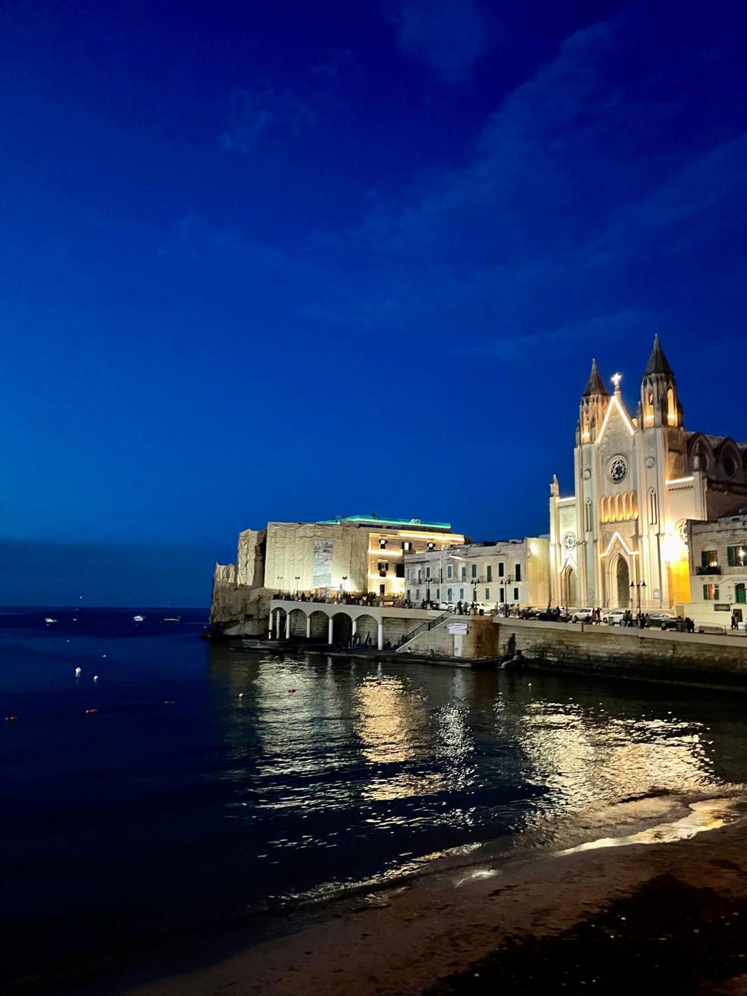 Simons Apartments Minutes Away From Balluta Bay And St Julians Sliema Bagian luar foto
