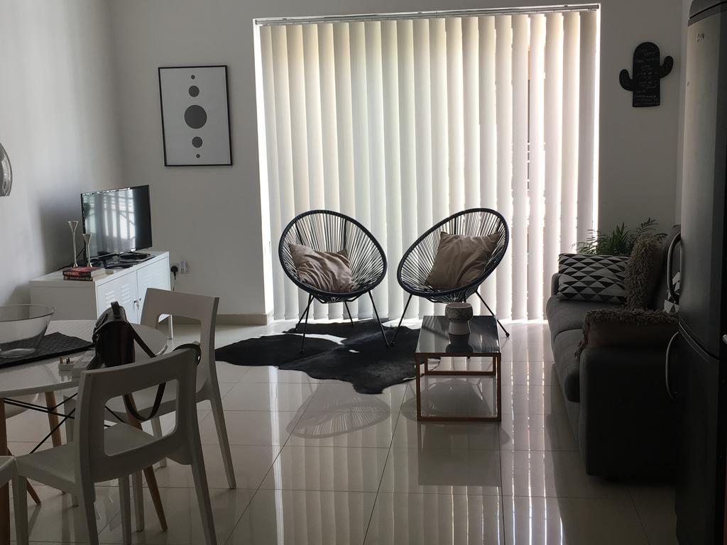 Simons Apartments Minutes Away From Balluta Bay And St Julians Sliema Bagian luar foto