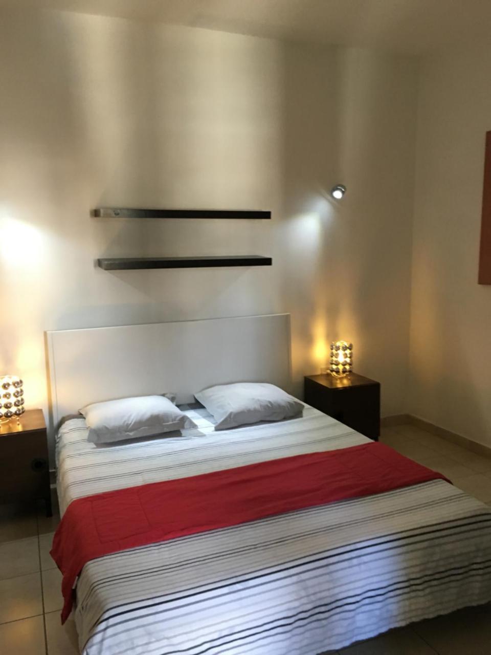 Simons Apartments Minutes Away From Balluta Bay And St Julians Sliema Bagian luar foto