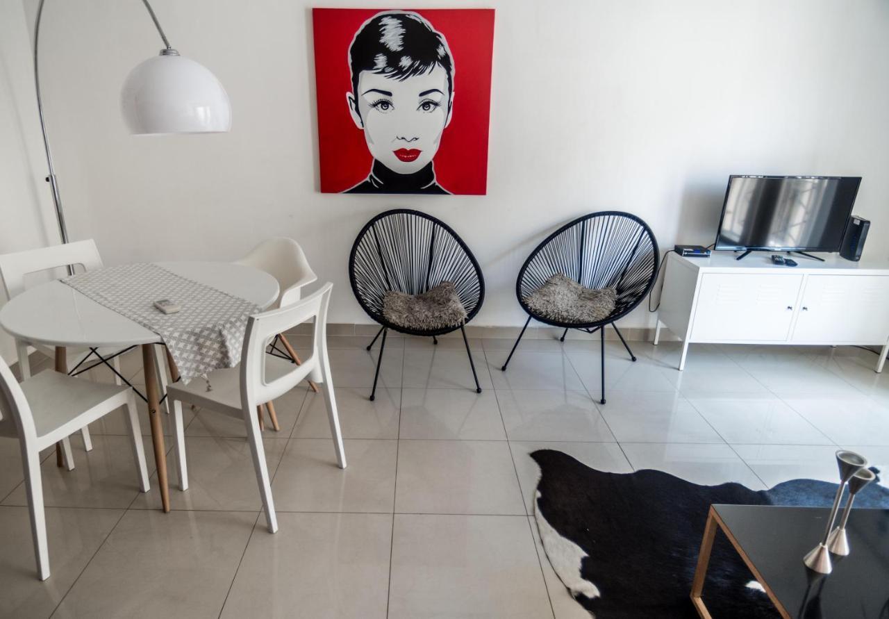 Simons Apartments Minutes Away From Balluta Bay And St Julians Sliema Bagian luar foto