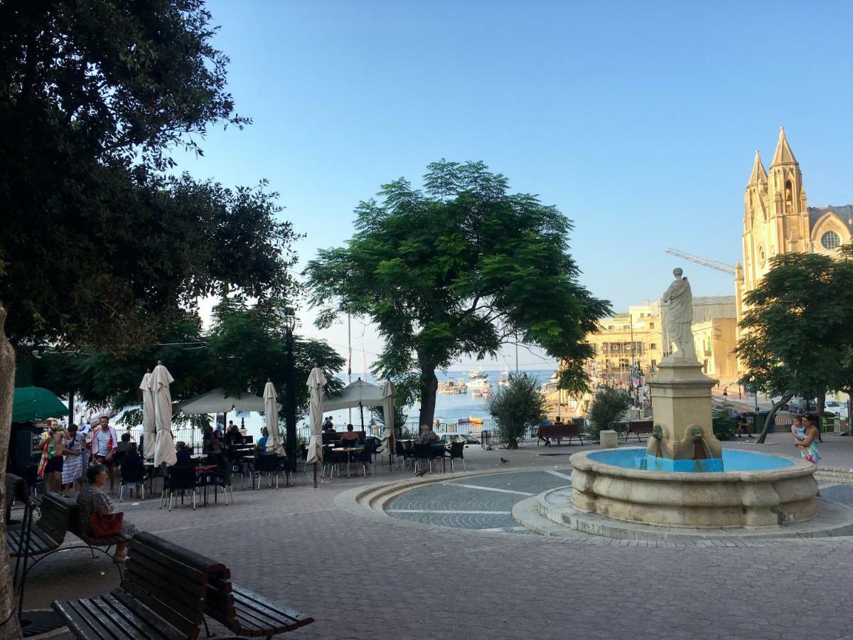 Simons Apartments Minutes Away From Balluta Bay And St Julians Sliema Bagian luar foto